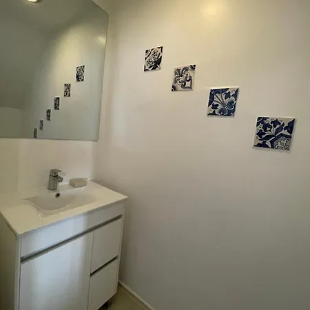 With Terrace Сasa de vacaciones Lisboa