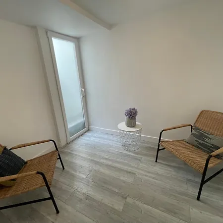 Feriehus With Terrace *